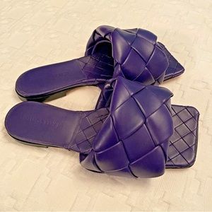 BOTTEGA VENETA Leather Intrecciato
Slide Sandals In Purple
